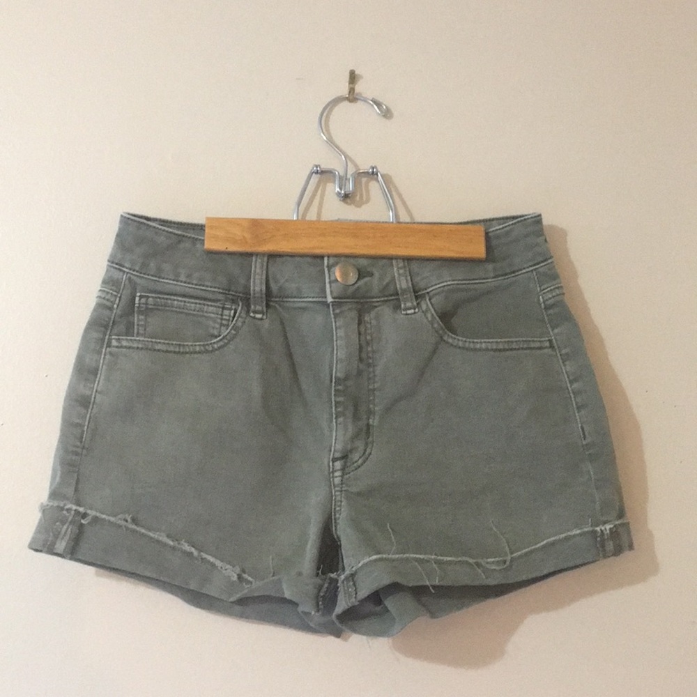 American Eagle High-rise denim shorts in green